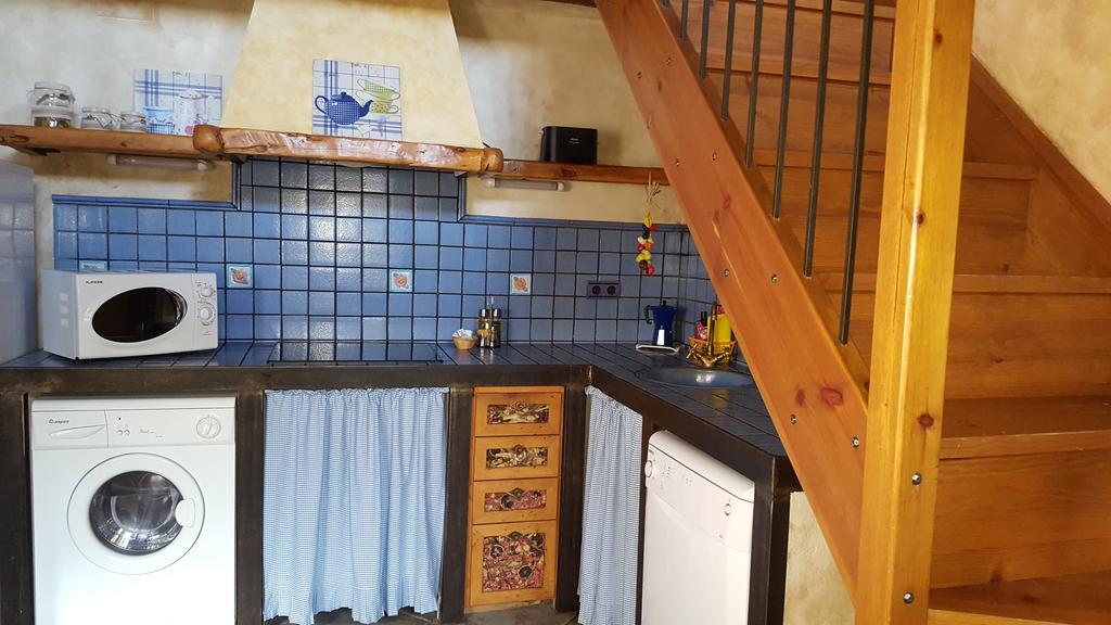 Apartamentos La Borda Castillon Tierrantona Ngoại thất bức ảnh